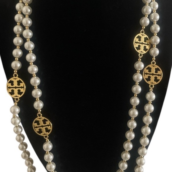 Tory Burch single strand Evie small beads pearl logo long necklace - Picture 7 of 7